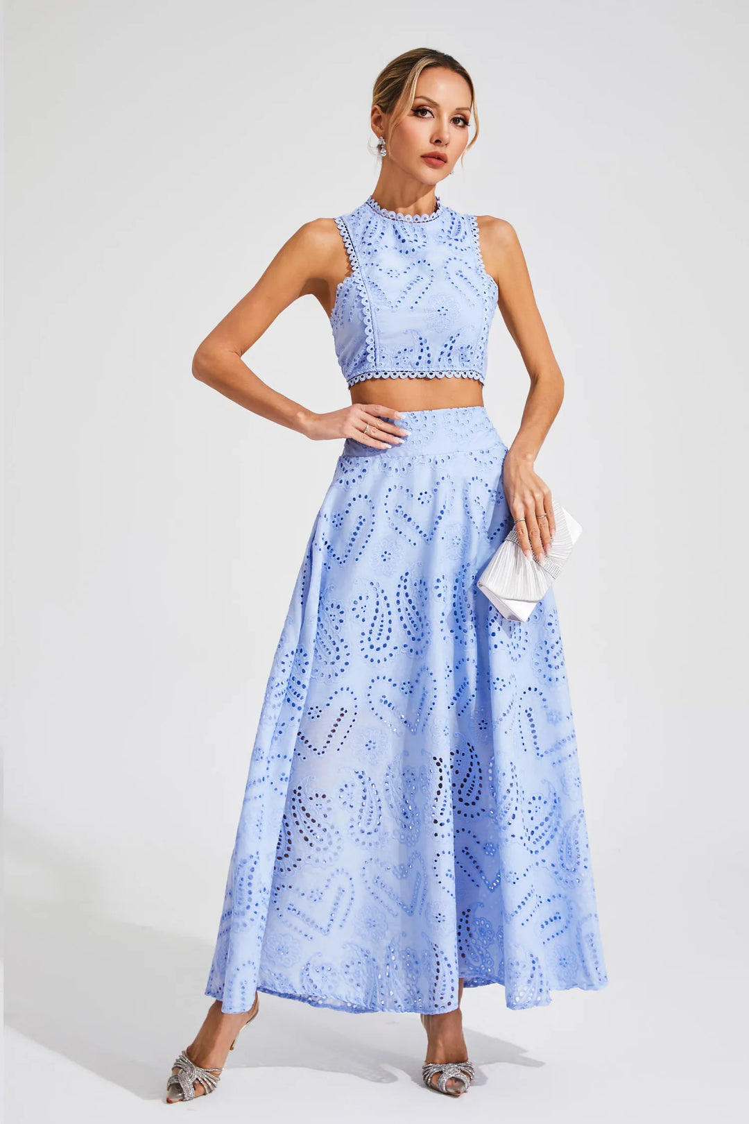 Saskia Embroidered Sleeveless Set