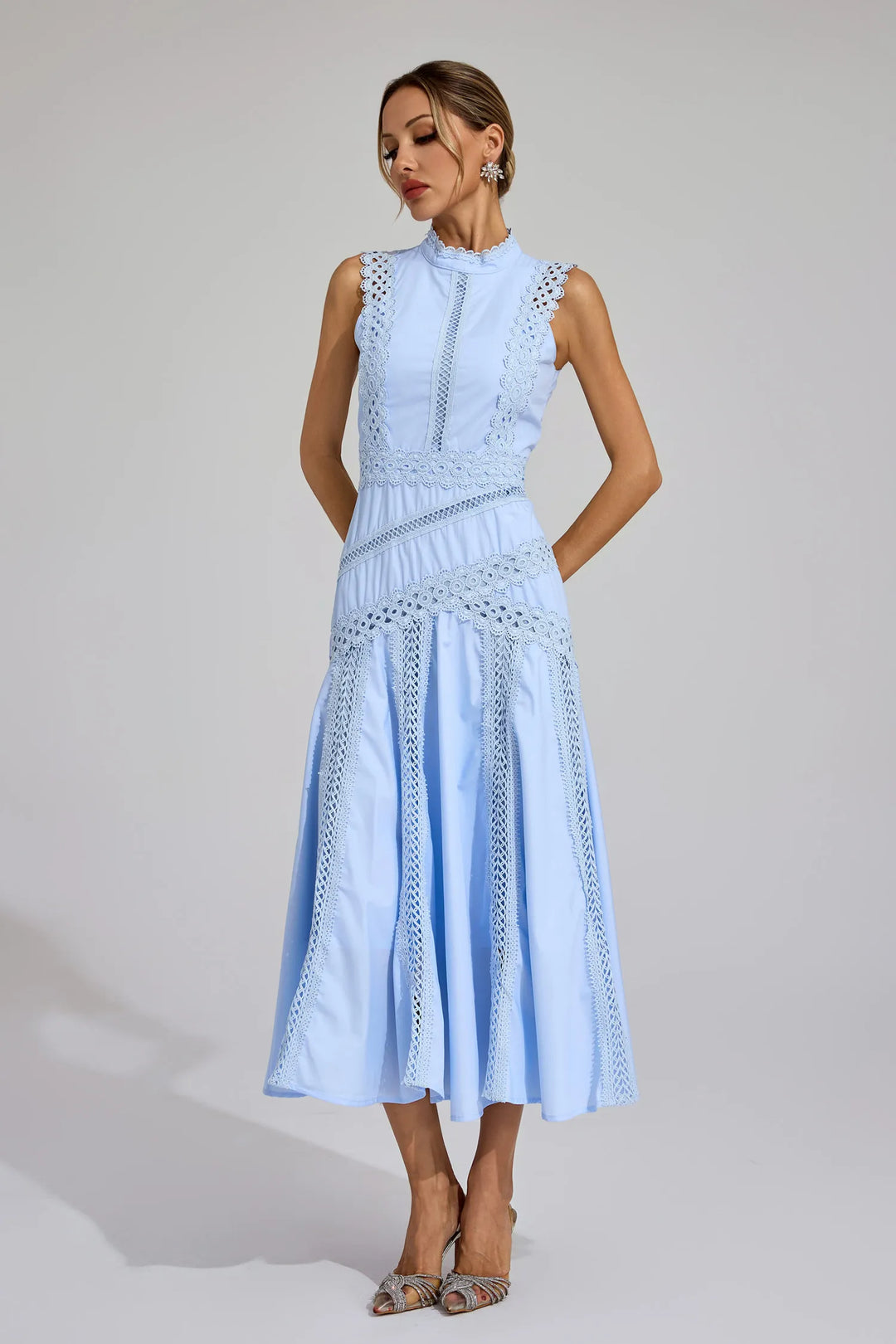 Lisette Sleeveless Lace Dress